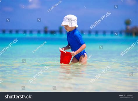 Adorable Little Girl Playing Beach Toys Stock Photo 276489407 ...