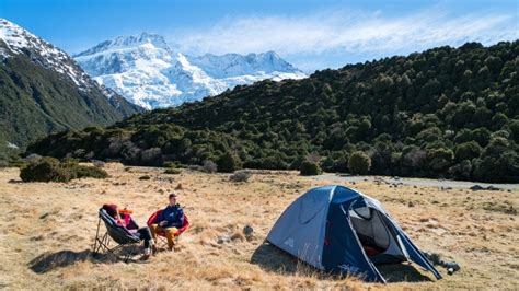 A Guide to Camping On New Zealand's South Island - Renee Roaming