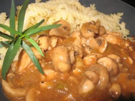 H Hnchen Gulasch Mit Champignons Und Lauch Rezept Kochbar De