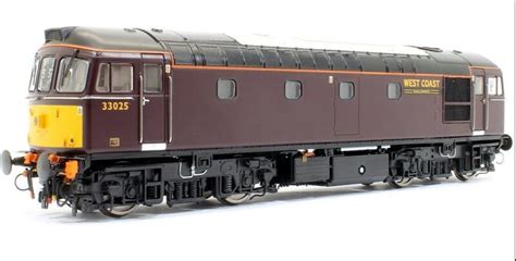 Heljan 3465 Class 33 33025 In West Coast Rail Maroon Livery Oo Gauge Rainbow Railways