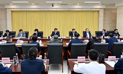 任振鹤主持召开省政府党组（扩大）会议图 天水在线