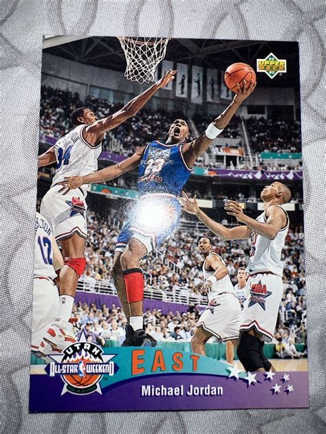 1993 Upper Deck Basketball Card 425 Michael Jordan East All Star