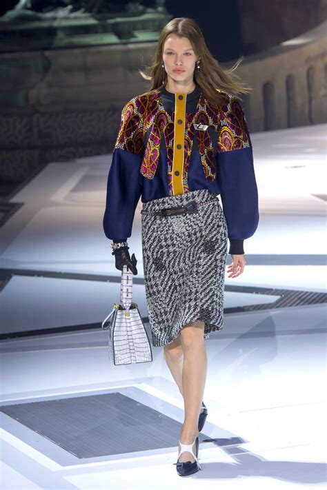 Louis Vuitton Runway Shows | semashow.com