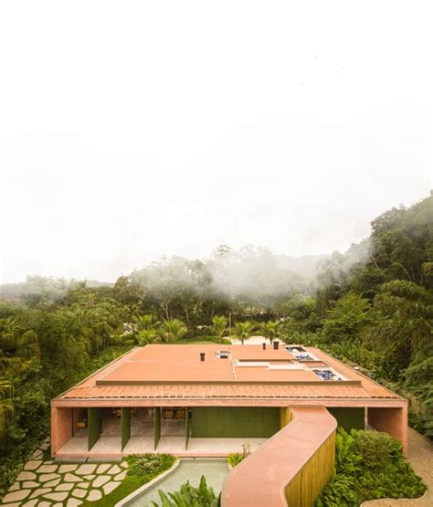 Casa Laranjeiras - Casa Laranjeiras / mf+arquitetos | ArchDaily Brasil
