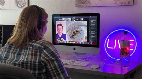 Virtual Outreach: How Students Bring an Insect Zoo to an Entire State 