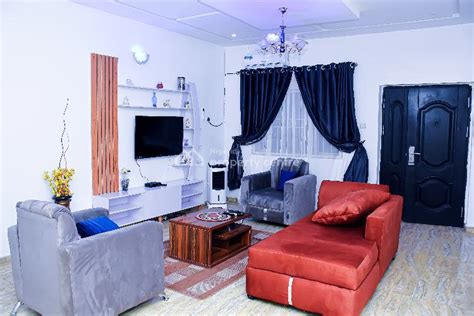 Short Let Lovely Furnished And Serviced 3 Bedroom Apartment 195 E