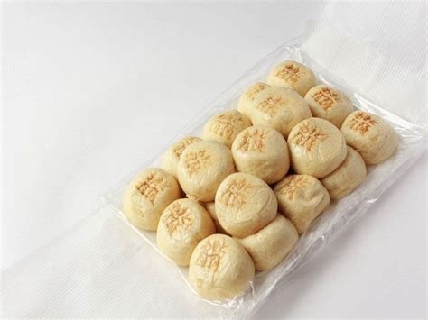 ボード「おまんじゅうのお土産 Steamed Yeast Bun With Filling」のピン