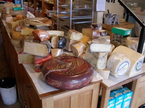 Artisan Cheese Gallery: Complementing Queso in Studio City - Food GPS