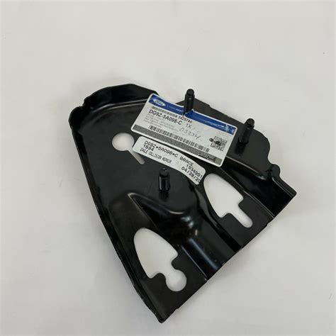 Ford Fusion Lincoln Mkz Support Bracket Dg Z A