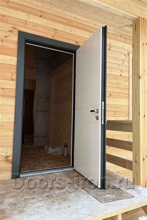Утепленные входные двери купить по цене производителя
