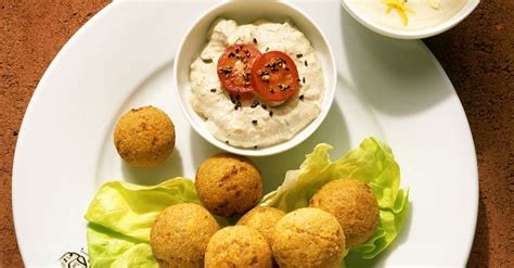 Falafel Mit Verschiedenen Saucen Rezept Eat Smarter