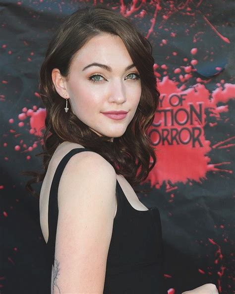 Hot And Sexy Violett Beane Photos ThBLOG