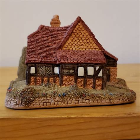 Lilliput Lane Accents Oak Lodge By Lilliput Lane Poshmark