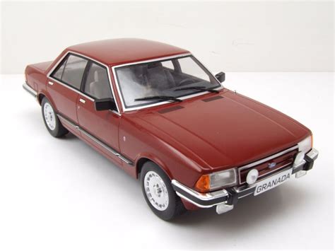 Ford Granada MK2 2 8 Ghia 1982 Dunkelrot Metallic Modellauto 1 18 MCG