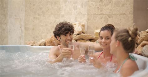 Hot Tub Etiquette Simple Rules You Should Know