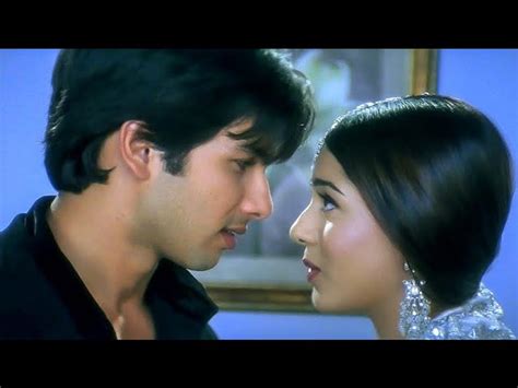 Tum Kya Mehsoos Karti Ho Ye Bhi Zaroori Hai Shahid Kapoor Amrita