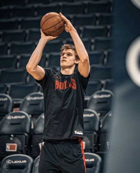 Lauri Markkanen Rumors | NBA player | HoopsHype