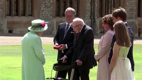 Captain Tom Moore Receives Knighthood From Queen Youtube