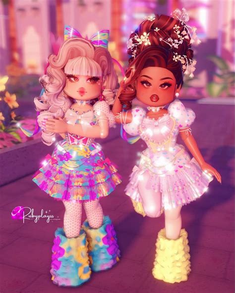 Royale High | Aesthetic roblox royale high outfits, Royal clothing, Sweet like candy