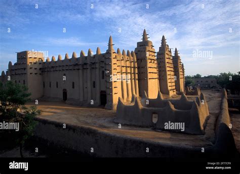 Great Mosque Of Djenné Djenné Mali Stock Photo Alamy