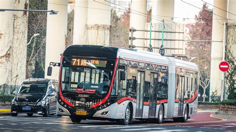 Shanghai trolleybus route 71 上海无轨电车71路 Z5A 0027 YUTONG Z Flickr