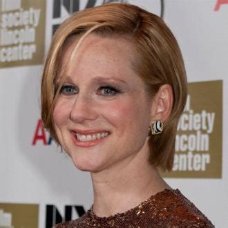 Laura Linney Laura Linney Slams Social Networks Contactmusic