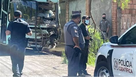 Motorista De Nibus Embriagado Atropela E Mata Dois Idosos Na Cal Ada