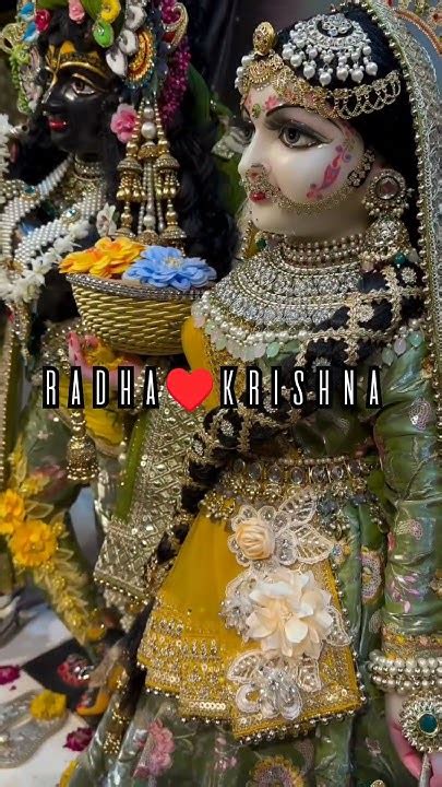 श्री राधा रानी के चरणों👣 में कोटि कोटि नमन ♥️🚩🙏bhakti Radhakrishna