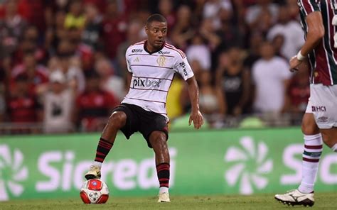 De La Cruz é O Líder Em Passes Decisivos No Flamengo Confira Os Números