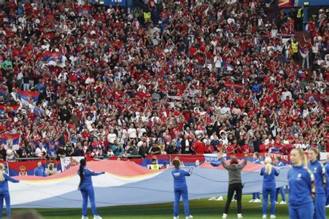 Euro L Uefa Ouvre Une Enqu Te Disciplinaire Contre La Serbie