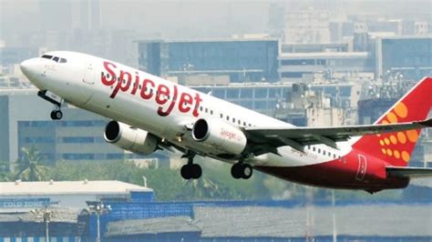 Pune Dubai Spicejet Flight Gets Delayed By Over Hrs Causes Chaos In