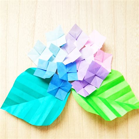 おりがみ あじさい あじさい 折り紙 平面 あじさいを折り紙で作る。著者 Origami 종이접기折り紙のあじさいの折り方♪かわいいし