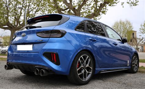 KIA Ceed MK3 CD De 2018 Couleur Bleue En Tuning TOUTES LES