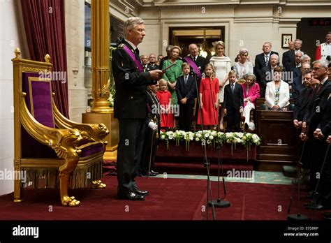 Bruxelles Belgique Le 2013 07 21 Le Prince Philippe Réussit à L