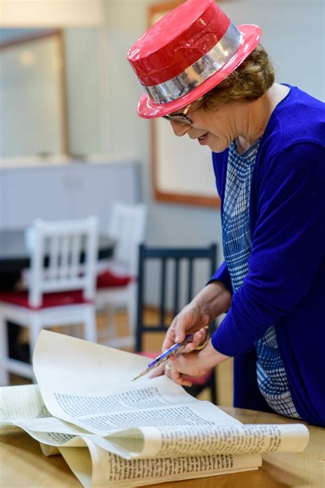 Woman Reading Megillah 1 The Jewish Life Photo Bank