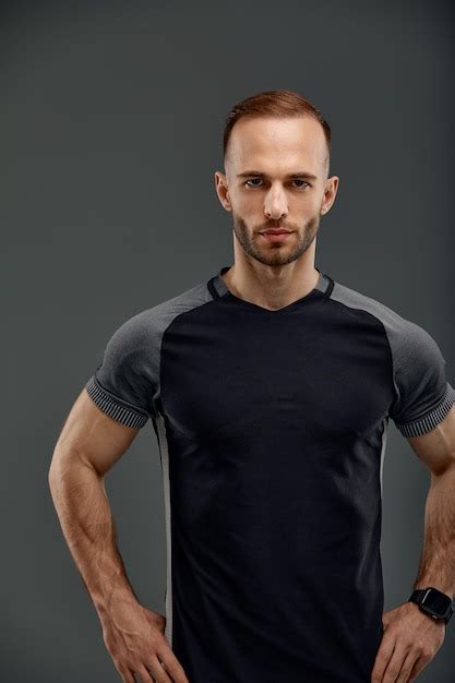 Premium Photo Studio Male Portrait Of Handsome Powerful Athletic Man