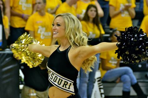 Nfl And College Cheerleaders Photos Mizzou Golden Girls Ready For A