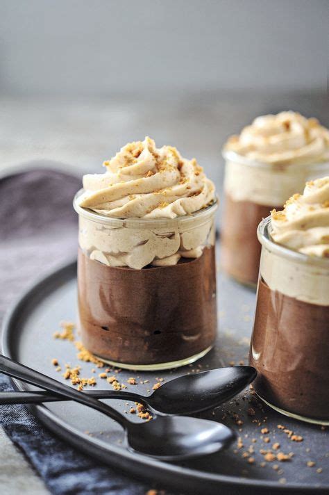 Mousse au chocolat et chantilly aux Spéculoos Recette Recette