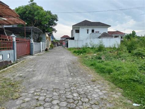 Tanah Murah Gentan 12 Menit Stadion Maguwo Jogja