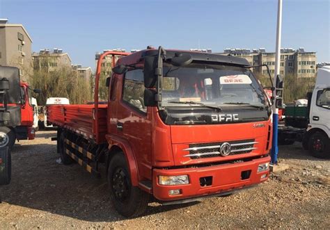 Dongfeng Duolika Used Dump Truck 2014 Year Made With 42 Drive Mode And