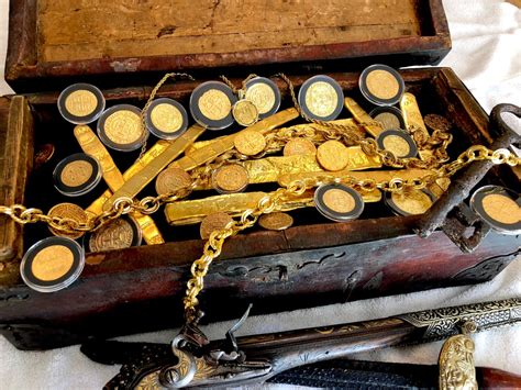 Authentic Treasure Chest (Really held Gold Doubloons) - Pirate Gold Coins