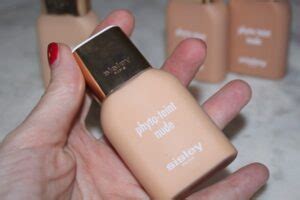 Sisley Phyto Teint Nude Foundation 18 Shades Review Swatches