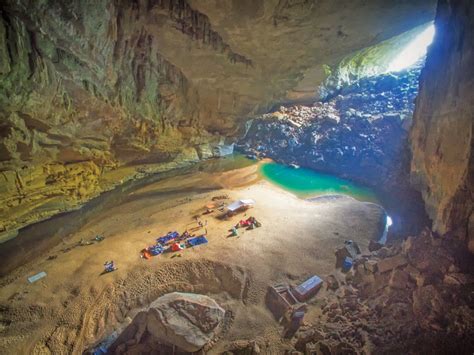 Drones Explore The Largest Cave In The World Rotordrone