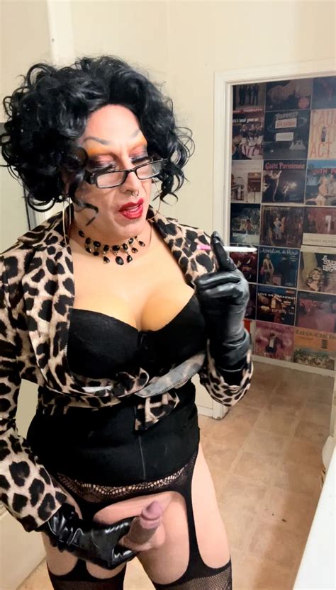 A Rare Non Blonde Moment Nude Pics Xhamster