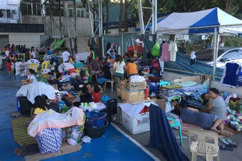 Daan Daang Nasunugan Sa Quezon City Nasa Evacuation Center Pa Rin