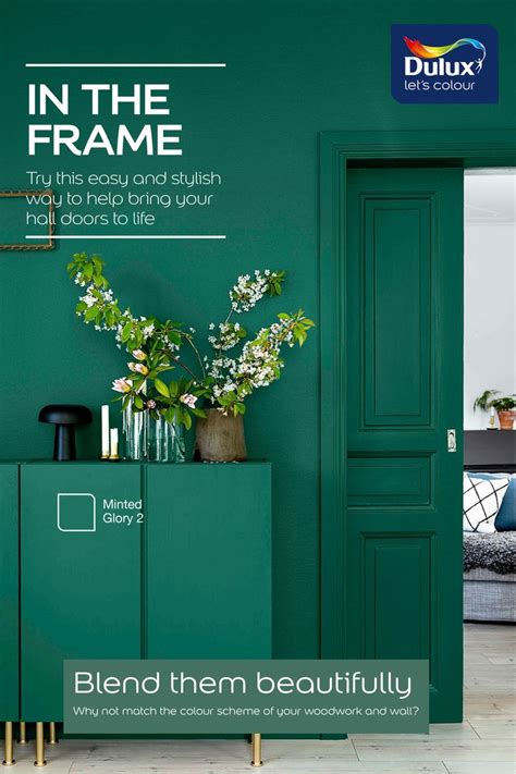 Emerald green paint | Huisdesign, Binnenhuisarchitect, Kamer decoratie