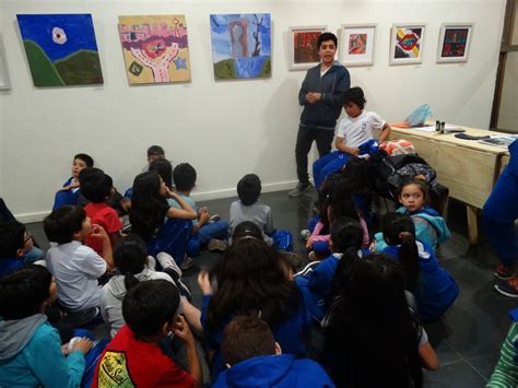 J Venes Artistas Comparten Sus Experiencias Creativas Con Escolares De