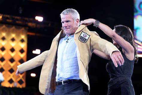 Brett Favre Inducted Into Pro Football Hall Of Fame