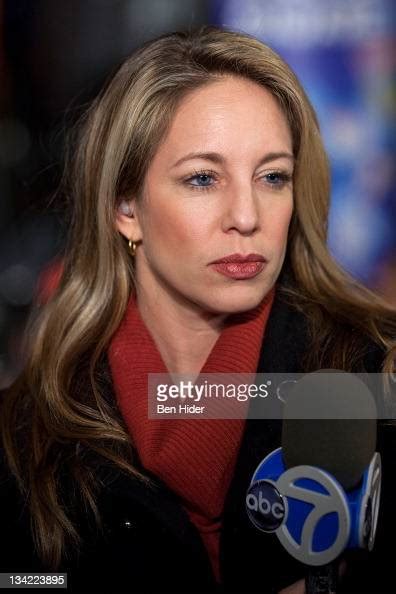 Journalist Lauren Glassberg from Eyewitness News attends the Lincoln... News Photo - Getty Images