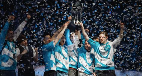 Cloud9 se corona campeón del ELEAGUE Major de Boston al derrotar a FaZe